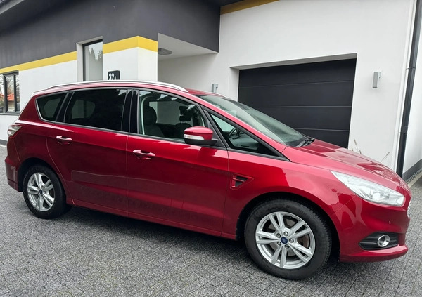 Ford S-Max cena 63500 przebieg: 199000, rok produkcji 2017 z Płock małe 704
